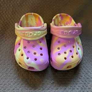 This is infant crocs size 5. NWOT